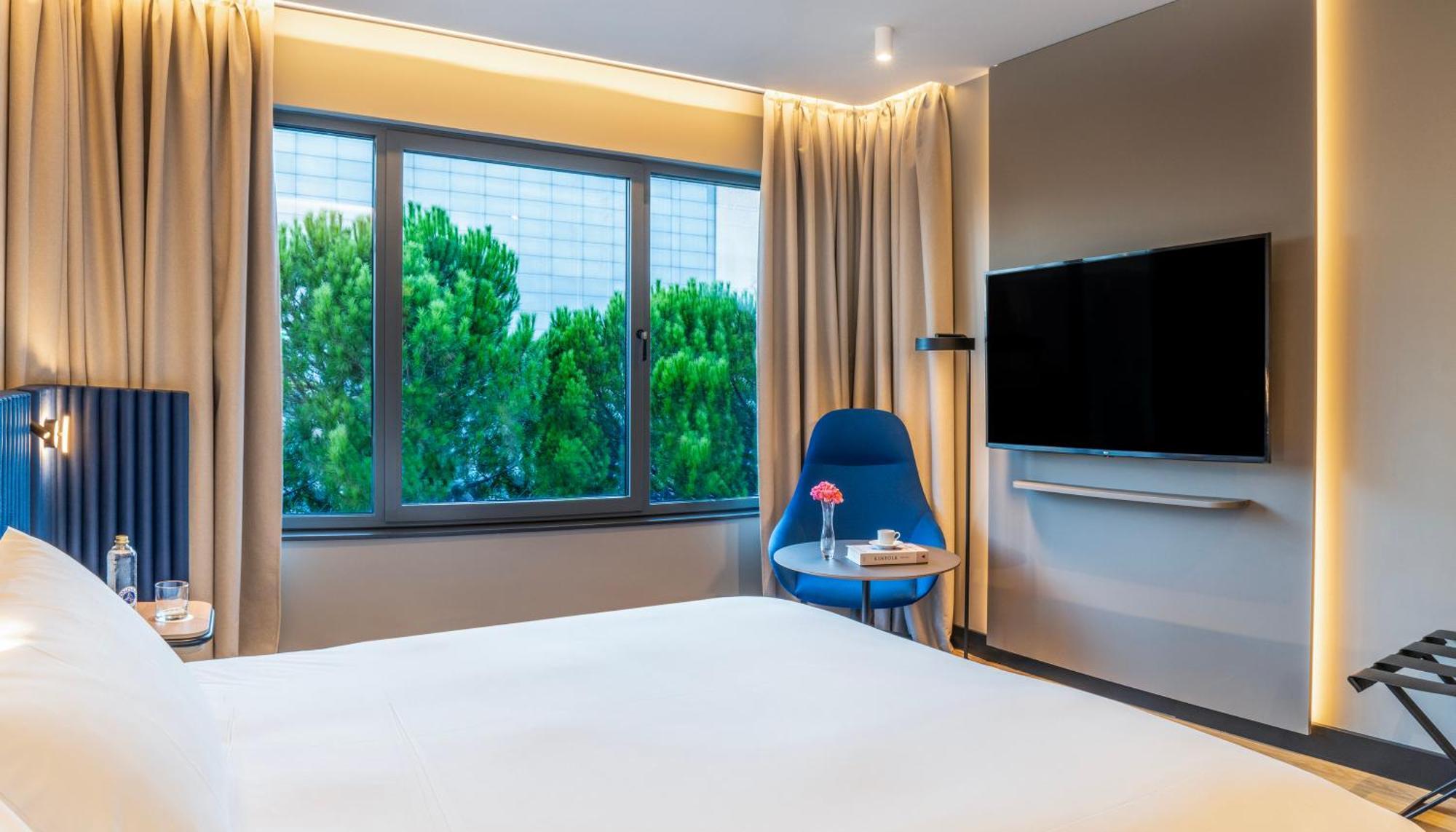 Готель Pullman Madrid Airport & Feria Екстер'єр фото