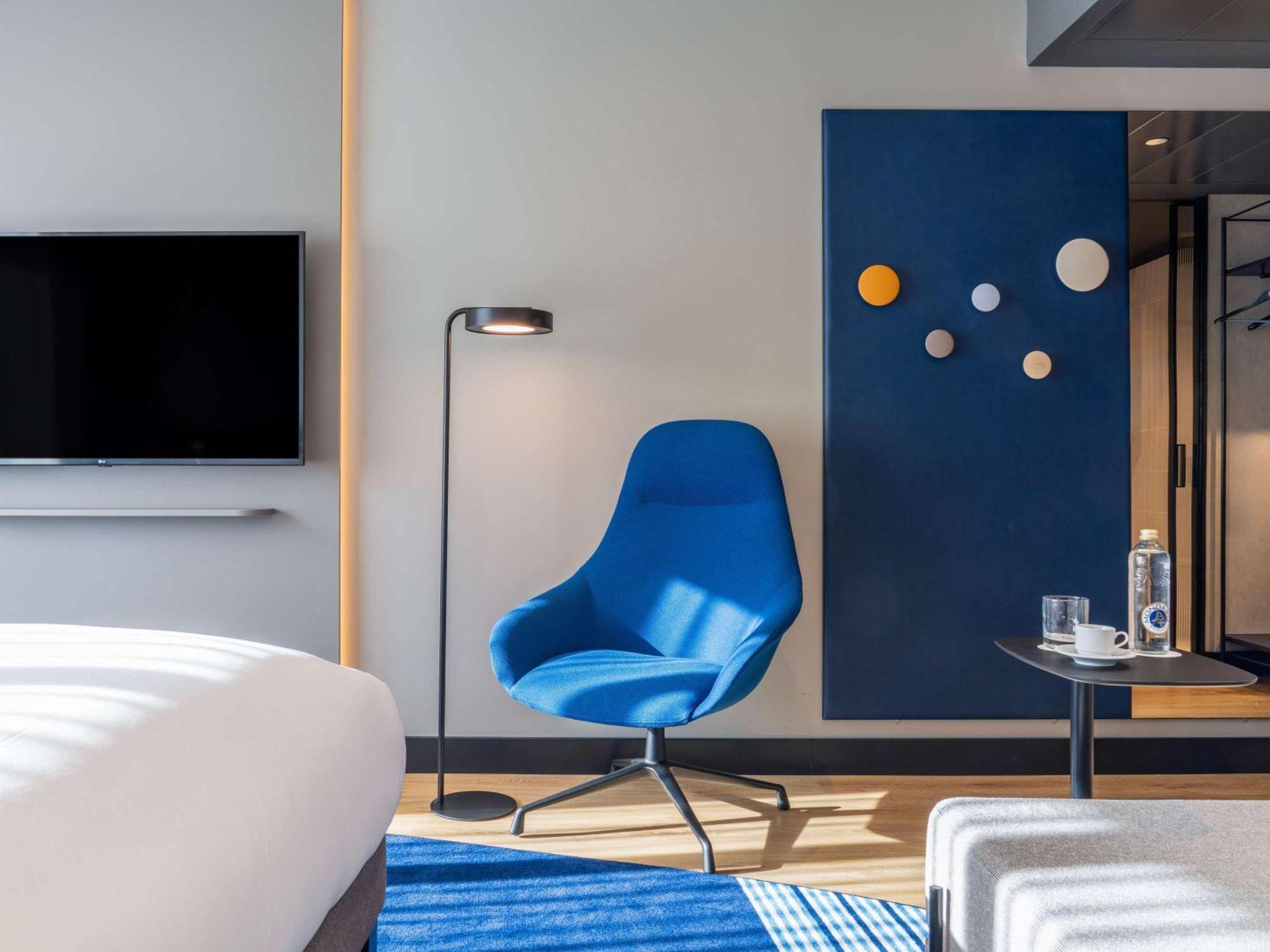 Готель Pullman Madrid Airport & Feria Екстер'єр фото