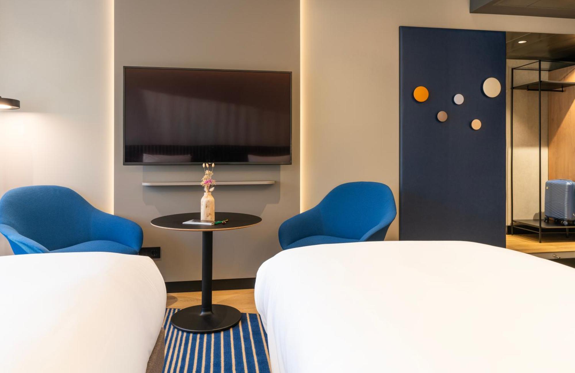 Готель Pullman Madrid Airport & Feria Екстер'єр фото