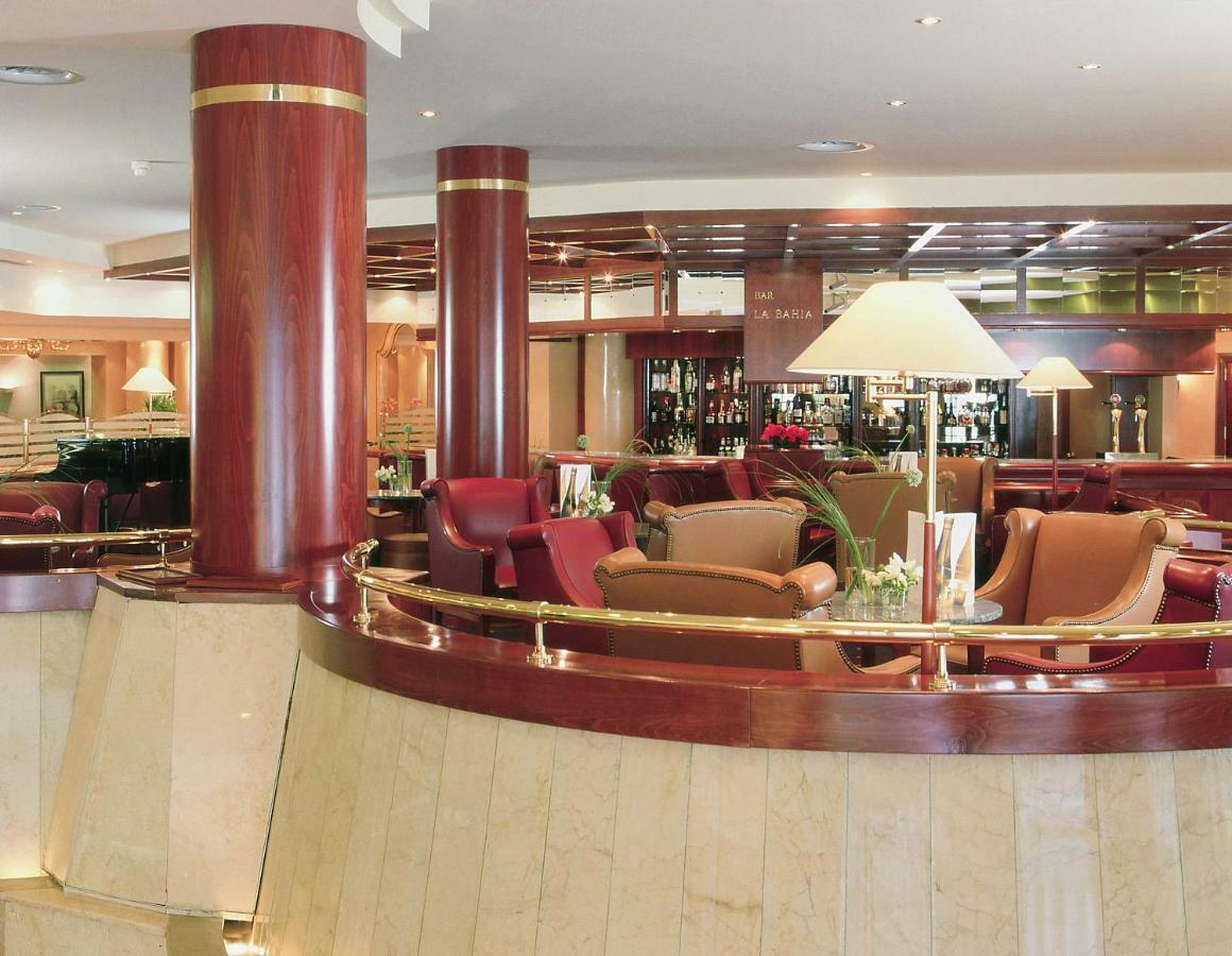 Готель Pullman Madrid Airport & Feria Екстер'єр фото